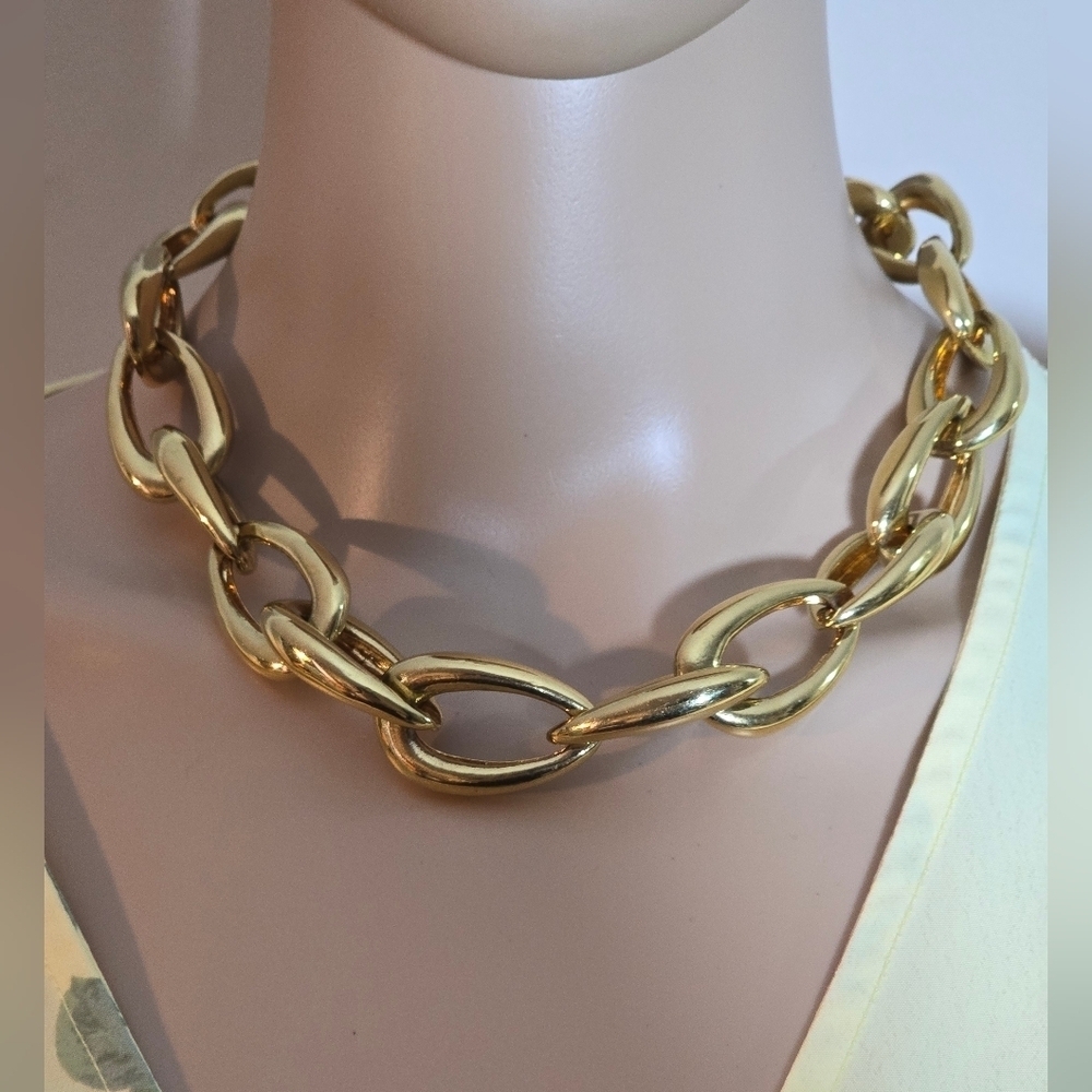Vintage Vince Camuto chunky gold tone statement necklace